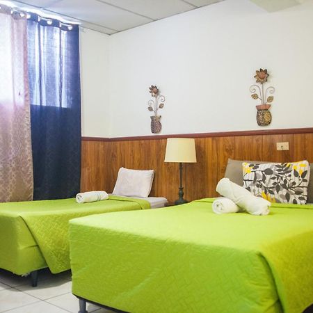 Hotel Manantiales San Salvador Esterno foto
