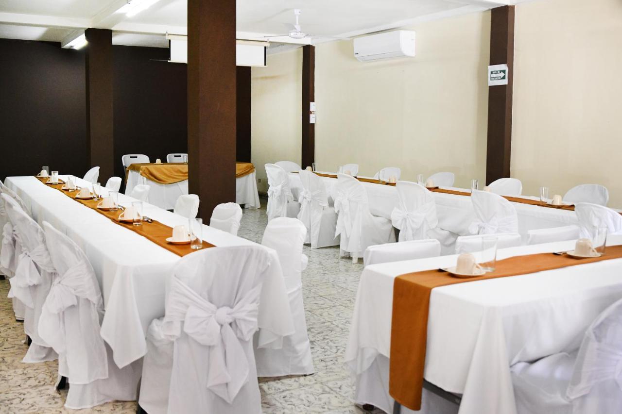 Hotel Manantiales San Salvador Esterno foto
