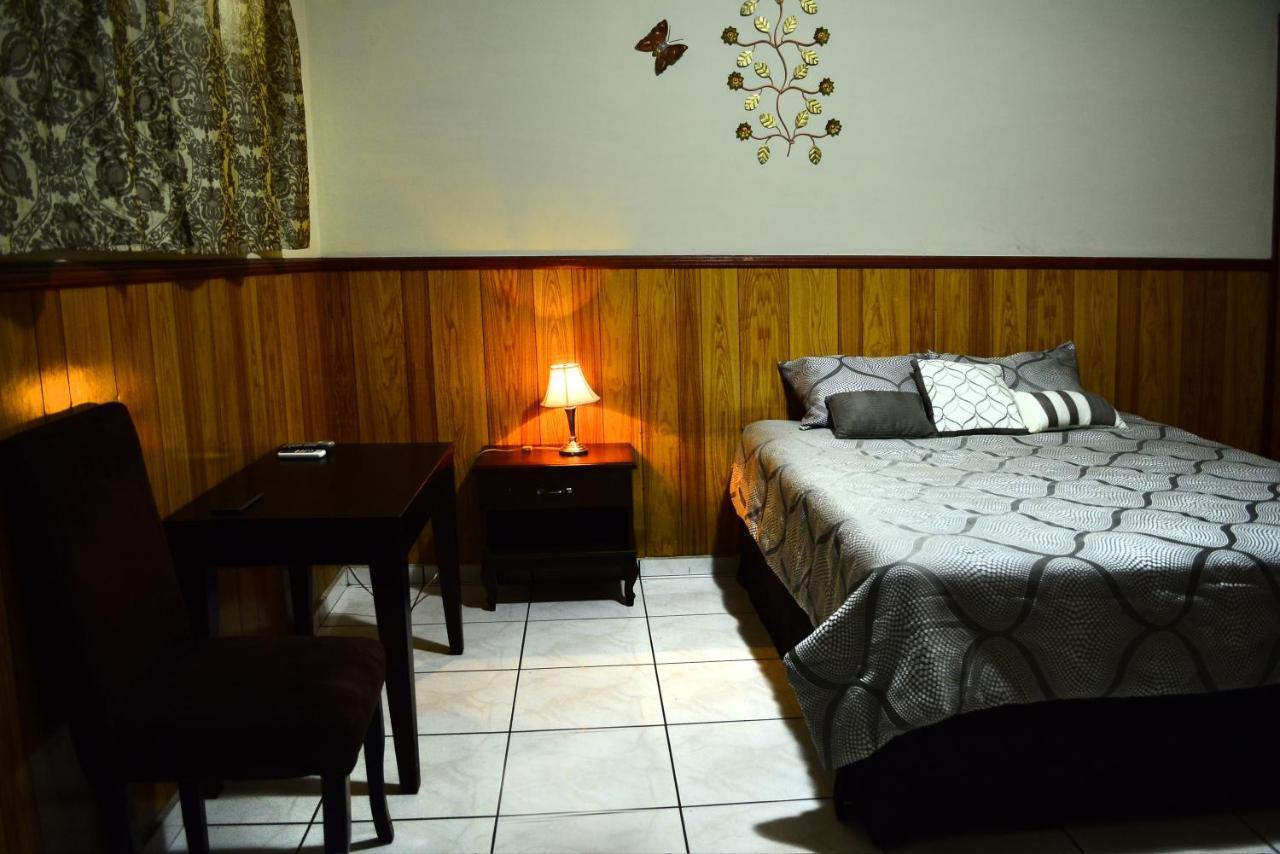 Hotel Manantiales San Salvador Esterno foto