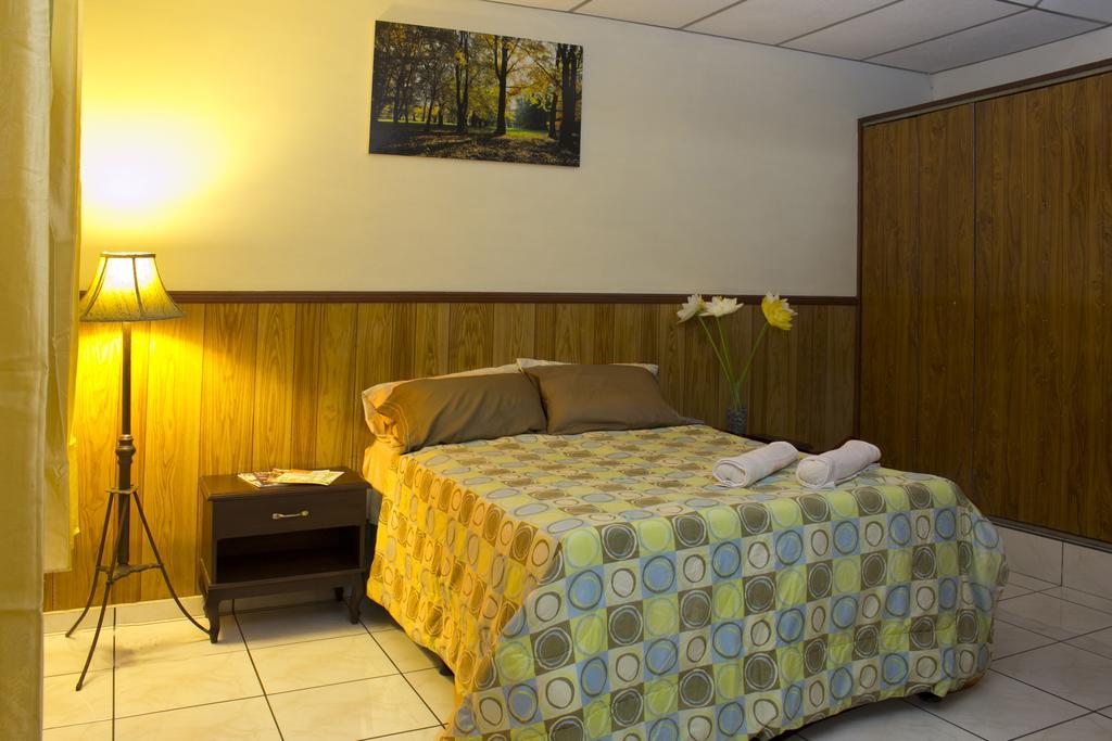 Hotel Manantiales San Salvador Esterno foto