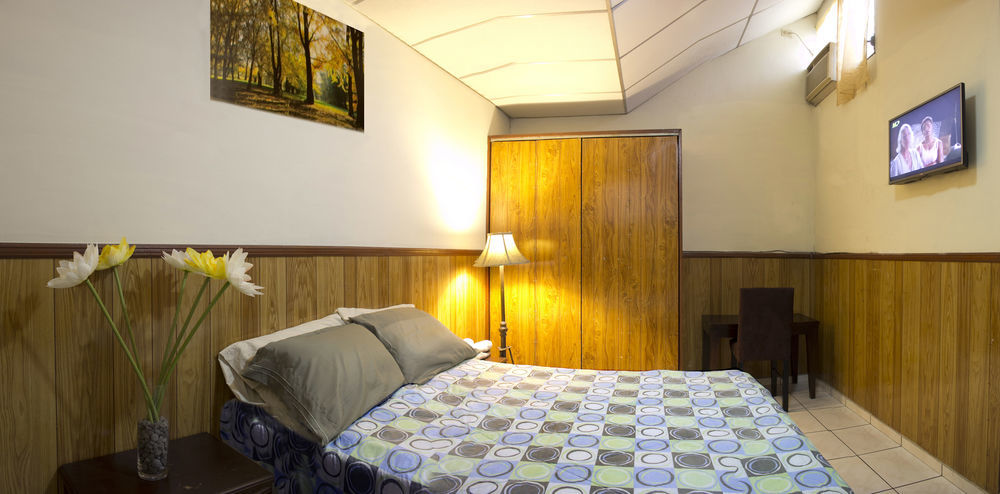 Hotel Manantiales San Salvador Esterno foto