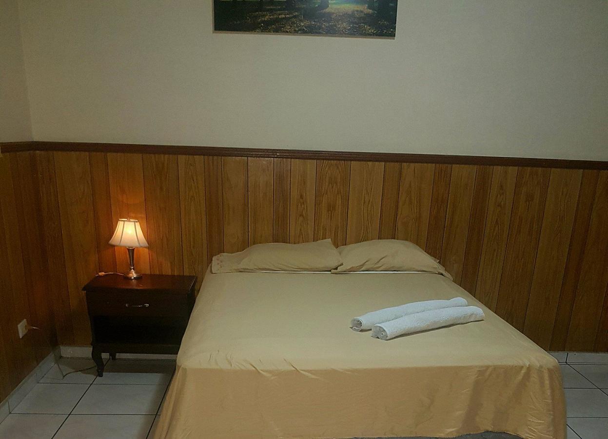 Hotel Manantiales San Salvador Esterno foto