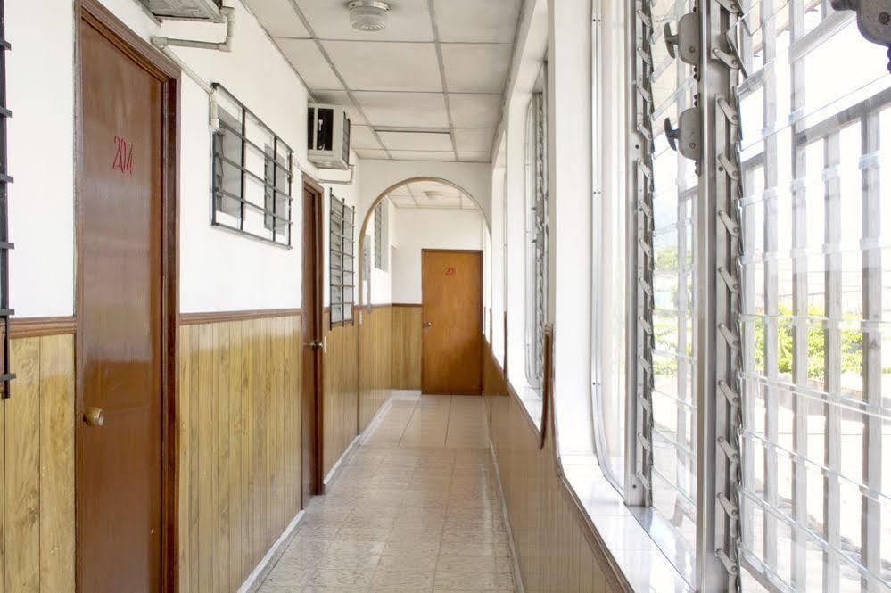 Hotel Manantiales San Salvador Esterno foto